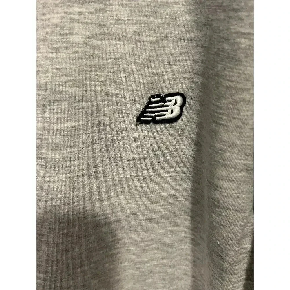 NWT New Balance Youth T-Shirt - Size Extra Large (18/20)